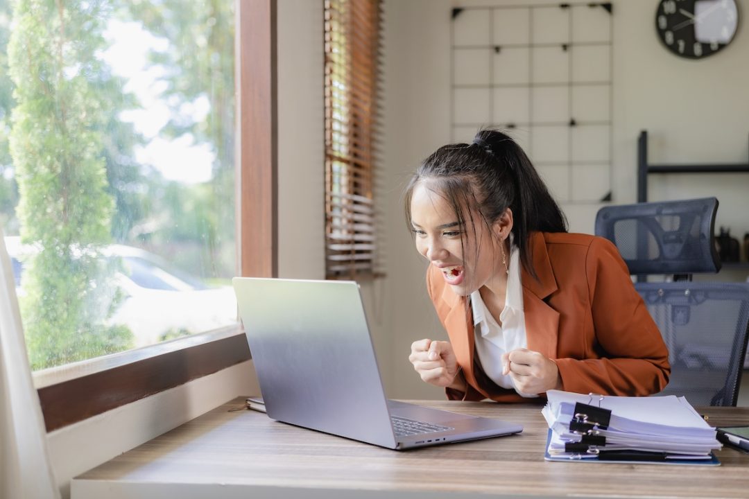 découvrez les nouveautés sur la prime d’activité, les aides sociales et les impôts à partir d'avril. informez-vous des changements importants pour bien préparer votre budget.